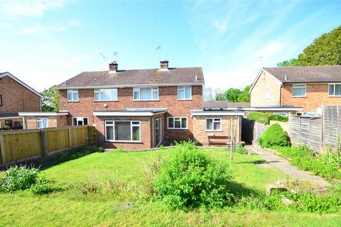 8 Beechfields, East Grinstead, RH19 3DW