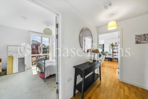 1 bedroom apartment for sale, Henderson Apartments, South Garden, Elephant Park, SE17