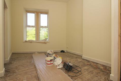1 bedroom flat to rent, Commercial Street Arcade, Abertillery