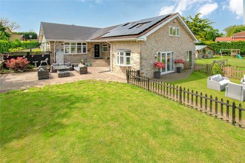 5 bedroom bungalow for sale, High Street, Wroot, DN9