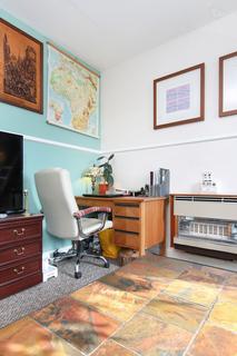 20/6 Loganlea Drive, Edinburgh, EH7 6LW