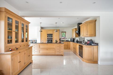 5 bedroom detached house for sale, Chidham Lane, Chidham, Chichester, West Sussex, PO18