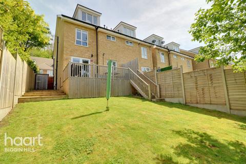 23 Sunningvale Close, Biggin Hill, Westerham, TN16 3BS