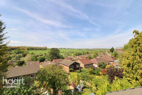 23 Sunningvale Close, Biggin Hill, Westerham, TN16 3BS