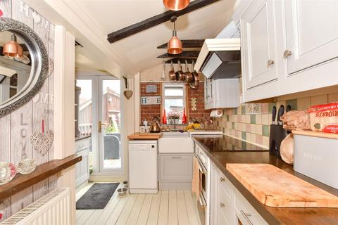 2 bedroom end of terrace house for sale, Allendale Street, Folkestone, Kent