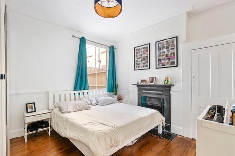 2 bedroom ground floor flat to rent, Casewick Road, West Norwood, London, SE27