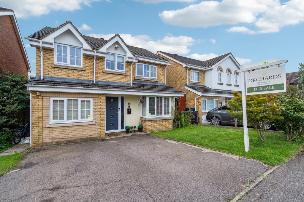 Wingate Drive, Bedford MK45 4 bed detached house for sale £499,000