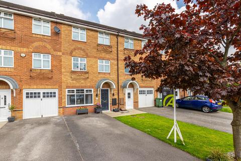 4 bedroom terraced house for sale, Widnes, Widnes WA8