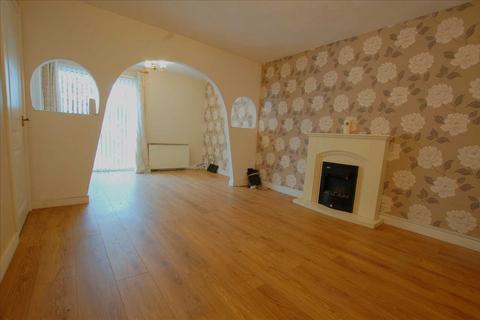 2 bedroom apartment for sale, 17 Woodbine Close