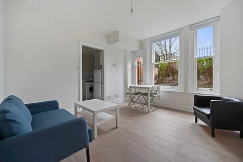 2 bedroom flat to rent, Richmond Way, West Kensington, London W12 8LN