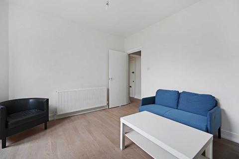 2 bedroom flat to rent, Richmond Way, West Kensington, London W12 8LN