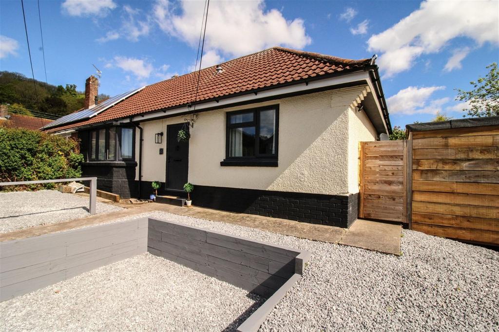 Hollis Avenue, Portishead BS20 3 bed semidetached bungalow for sale