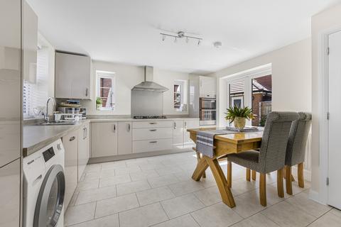 1 Collingbourn Road, Grove, Wantage, OX12 7FR