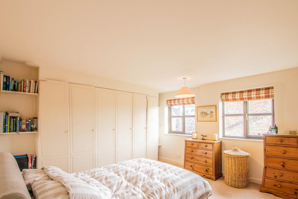Bed 1.1