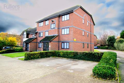 1 bedroom flat for sale, Ainsley Close, London N9