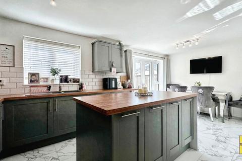 5 bedroom detached house for sale, Llys Cambrian, Godrergraig, Swansea