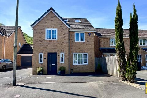 12 Llys Cambrian, Godrergraig, Swansea, SA9 2EY