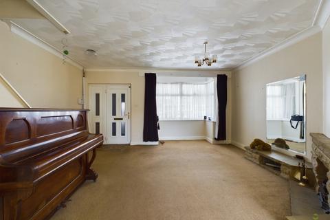 4 bedroom semi-detached house for sale, Beltwood Road, Belvedere, Kent, DA17