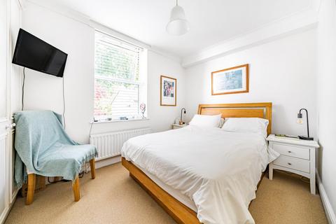 2 bedroom flat for sale, Shortlands Grove, Shortlands