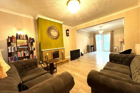 5 bedroom semi-detached house for sale, Heath Road, Hounslow TW3