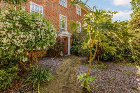 5 bedroom townhouse for sale, Woodville Gardens, London, W5
