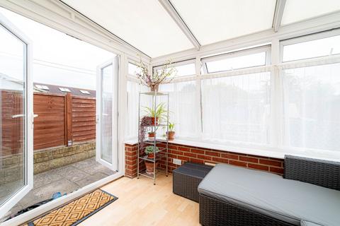 69 Whitfeld Road, Ashford, TN23 7TU