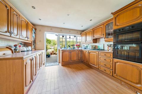 123 Queensway, West Wickham, BR4 9DT