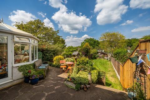 123 Queensway, West Wickham, BR4 9DT