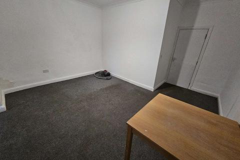 2 bedroom apartment to rent, 171 Town Street, Leeds LS12