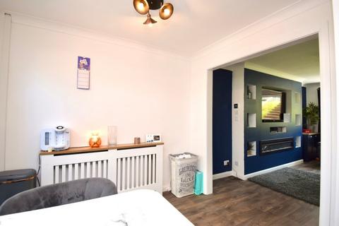 201 Longfield, Falmouth, TR11 4SR