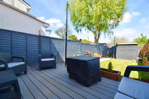201 Longfield, Falmouth, TR11 4SR