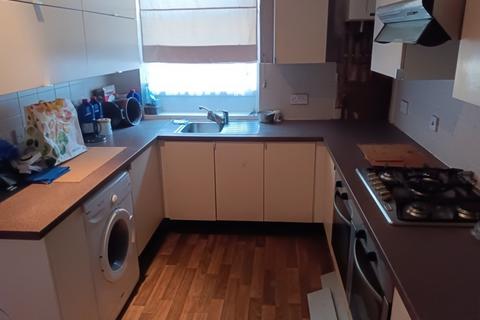 4 bedroom terraced house to rent, Leeds LS6