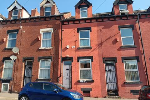 4 bedroom terraced house to rent, Leeds LS6