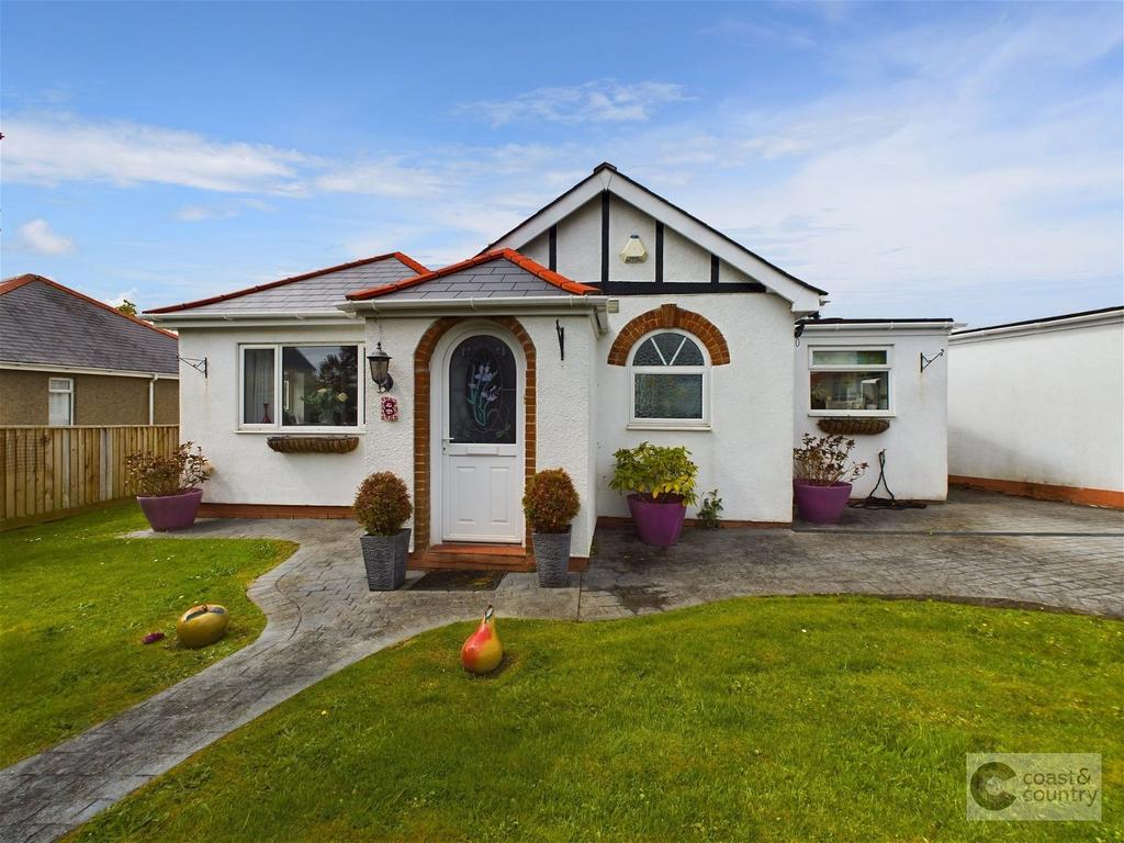 Oak Park Road, Newton Abbot 3 bed detached bungalow for sale £450,000