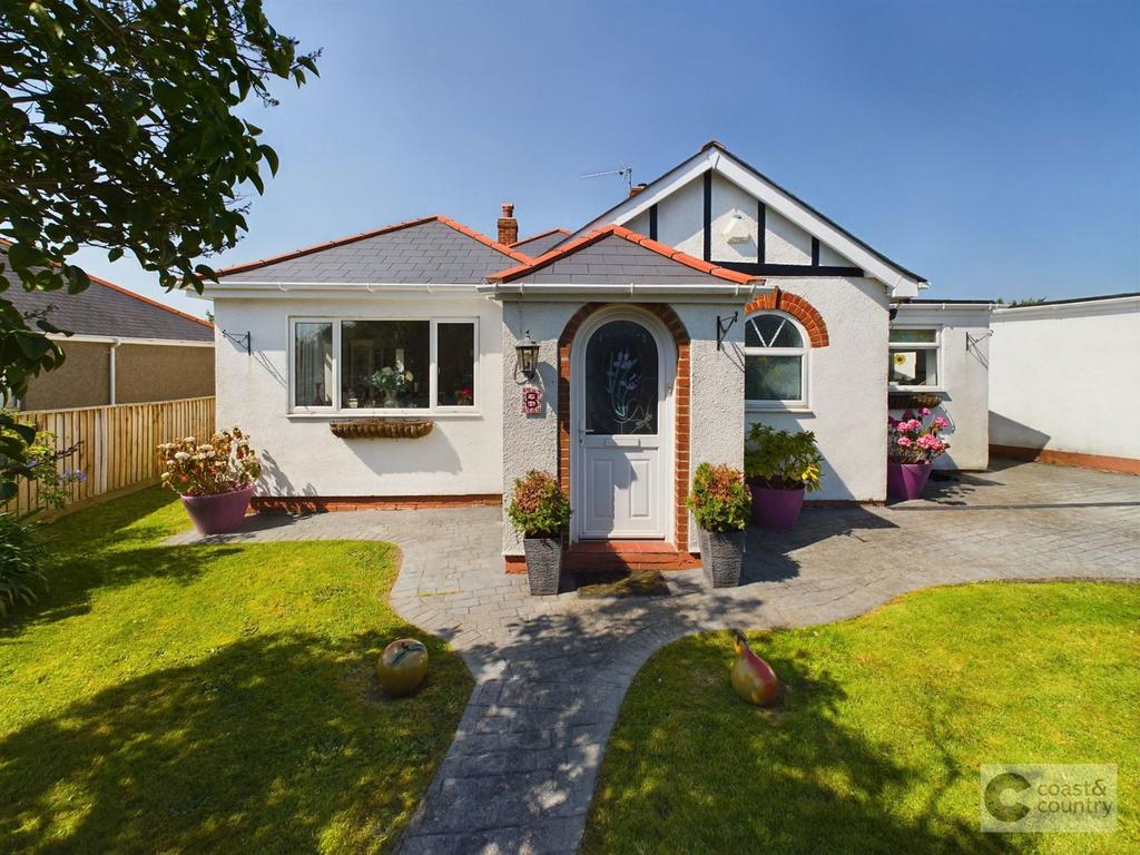 Oak Park Road, Newton Abbot 3 bed detached bungalow for sale £450,000