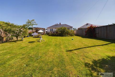 3 bedroom detached bungalow for sale, Oak Park Road, Newton Abbot