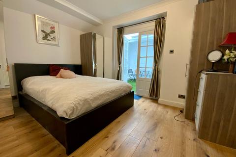1 bedroom flat to rent, Brunswick Square, Hove, BN3