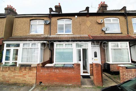 Luton - 2 bedroom terraced house to rent