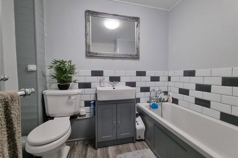 10 Barons Road, Dousland, Yelverton, PL20 6NG