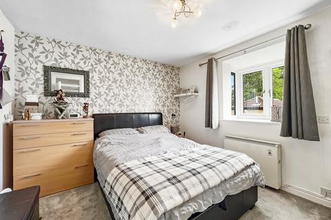 2 bedroom maisonette for sale, Stuarts way, Chapel Hill, Braintree, CM7