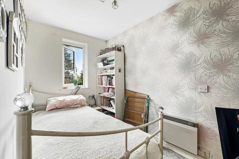 2 bedroom maisonette for sale, Stuarts way, Chapel Hill, Braintree, CM7