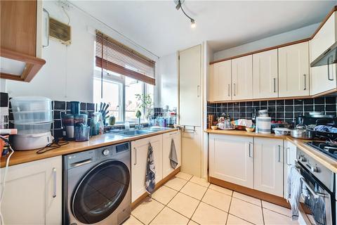 2 bedroom apartment for sale, Adelaide Avenue, London