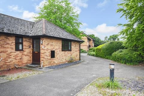 1 bedroom bungalow for sale, Cavendish Gardens, Chelmsford