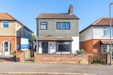 3 bedroom detached house for sale, Tillett Road, Norwich