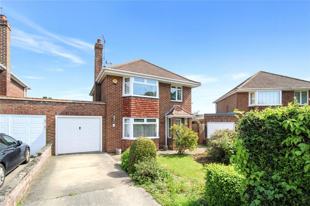 Upper Stratton, Swindon SN2 3 bed detached house for sale £375,000