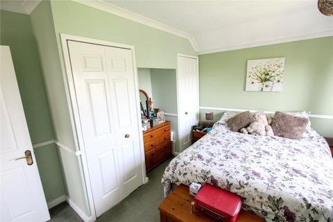 10 Birdbrook Road, Swindon, SN2 7RY
