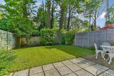 3 bedroom semi-detached house for sale, Bassett Drive, Reigate, Surrey