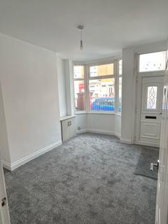 2 bedroom terraced house for sale, Stroud Road, Leicester LE5