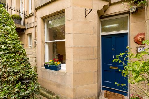 3 bedroom flat for sale, 3B, Learmonth Gardens, Comely Bank, Edinburgh, EH4 1HD