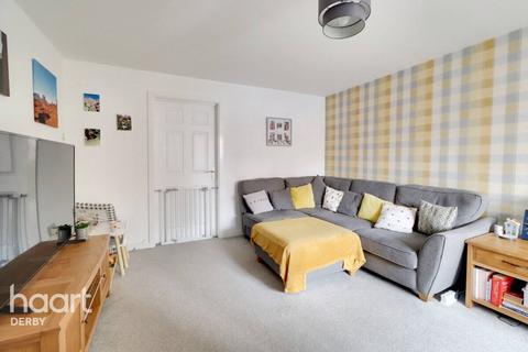 19 Bampton Close, Boulton Moor, Derby, DE24 5DD